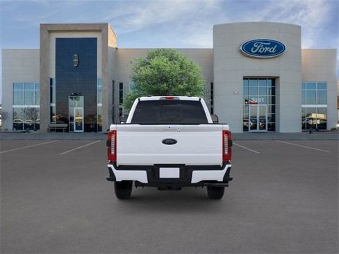 New 2026 Ford F250 Lariat w/ Black Appearance Package image 5