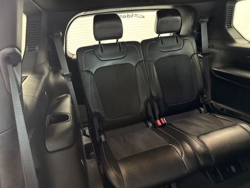 Used 2023 Jeep Grand Cherokee L Altitude image 31