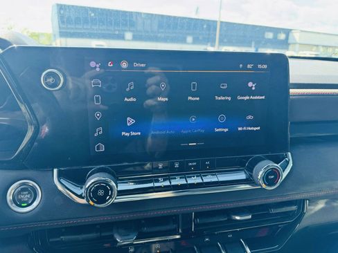 Used 2023 Chevrolet Colorado Z71 image 30