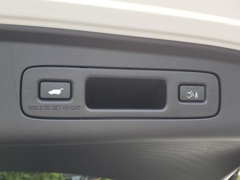 Certified 2025 Acura ADX A-Spec AWD/4WD image 8