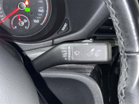 Used 2020 Volkswagen Passat 2.0T R-Line image 29