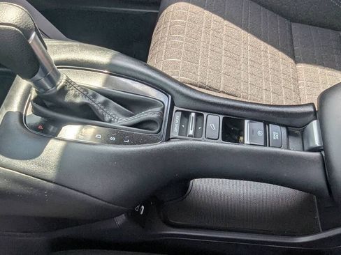 Used 2024 Honda HR-V LX image 30