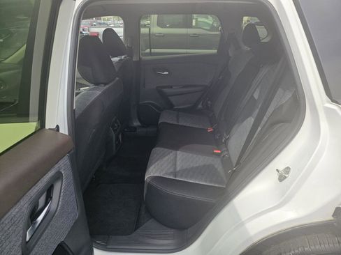 Used 2023 Nissan Rogue SV image 17