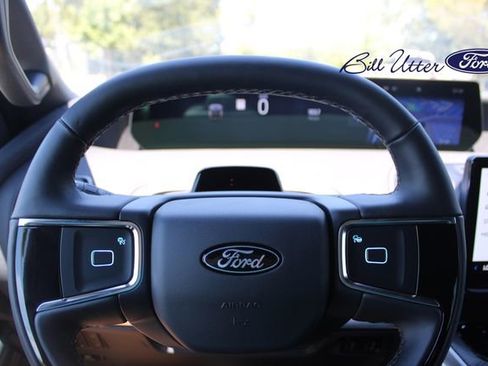 New 2025 Ford Expedition Platinum w/ Stealth Appearance Package image 16