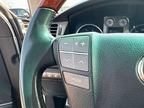 Used 2011 Lexus LX 570 4WD image 16