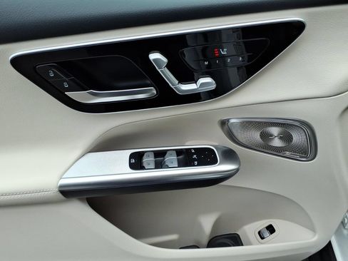 Certified 2026 Mercedes-Benz GLC 300 4MATIC image 12