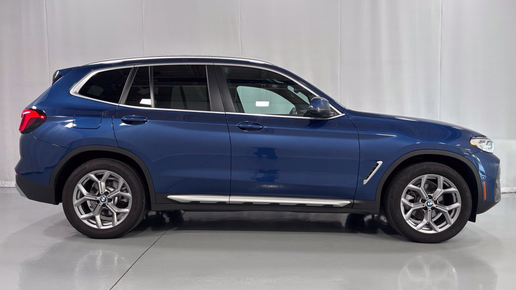 Used 2024 BMW X3 xDrive30i w/ Premium Package AWD/4WD image 5