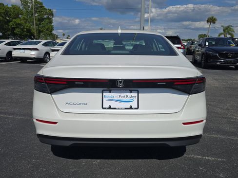 New 2026 Honda Accord LX image 5
