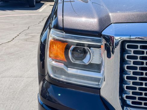 Used 2015 GMC Sierra 1500 Denali AWD/4WD image 7