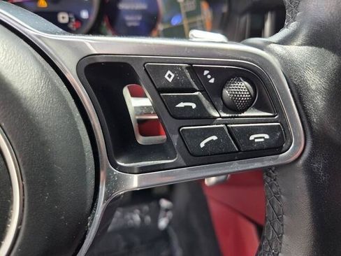 Used 2019 Porsche Cayenne AWD/4WD image 11