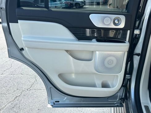 Used 2024 Lincoln Navigator Black Label AWD/4WD image 22