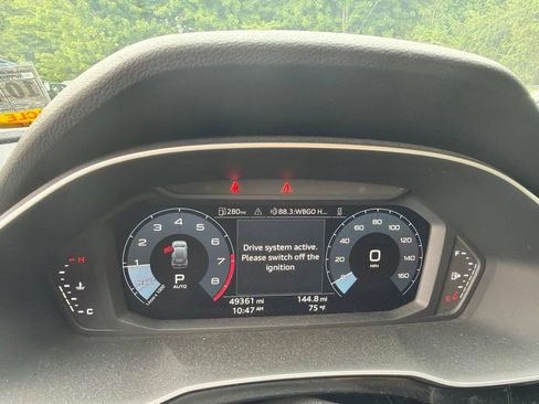 Certified 2024 Audi Q3 2.0T Premium Plus w/ Premium Plus Package AWD/4WD image 2