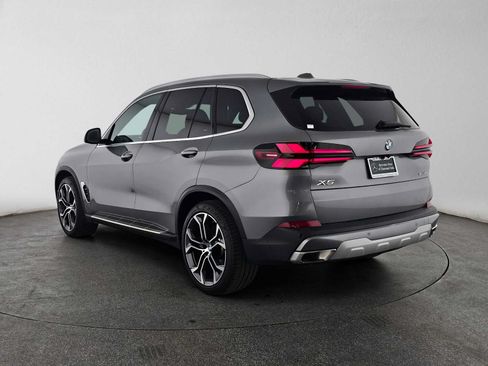 Used 2024 BMW X5 sDrive40i RWD image 5