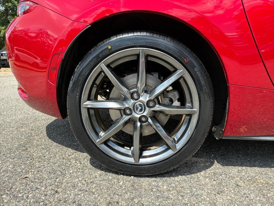 Used 2016 MAZDA MX-5 Miata Grand Touring RWD image 20