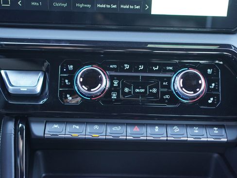 New 2026 GMC Sierra 1500 AT4X image 39