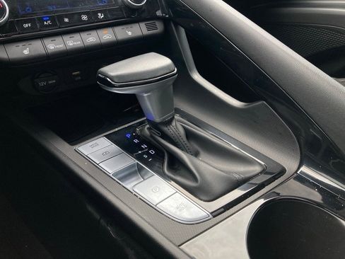 Used 2024 Hyundai Elantra SEL w/ Convenience Package image 24