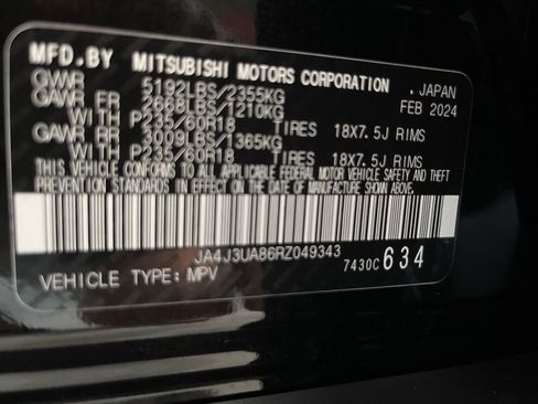 Used 2024 Mitsubishi Outlander ES image 32