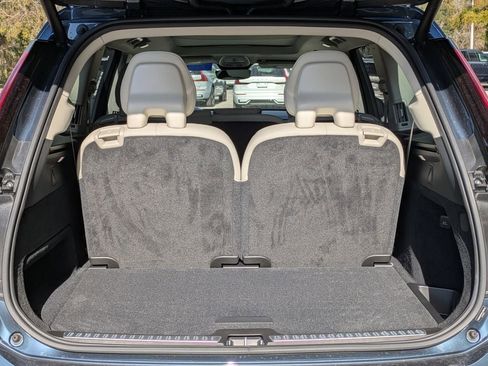 New 2026 Volvo XC90 B6 Ultra w/ Protection Package image 23