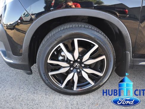 Used 2022 Honda Pilot Elite image 9