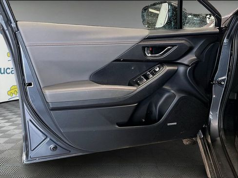 Used 2024 Subaru Crosstrek 2.5i Limited image 10