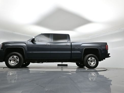 Used 2018 GMC Sierra 1500 Denali image 8