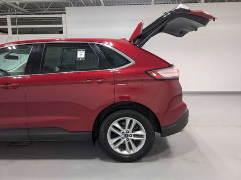 Used 2016 Ford Edge SEL w/ Equipment Group 201A AWD/4WD image 11