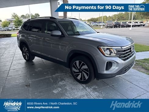 Used 2026 Volkswagen Atlas SE w/ Panoramic Sunroof Package FWD image 1