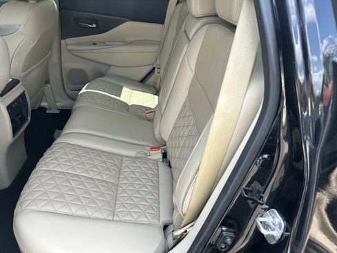 Used 2019 Nissan Murano Platinum w/ Cargo Package FWD image 22