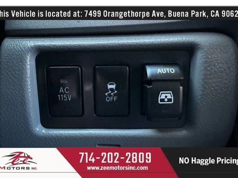 Used 2010 Toyota Sequoia Limited image 33