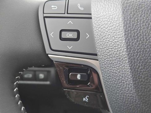 New 2026 Toyota Camry SE image 6