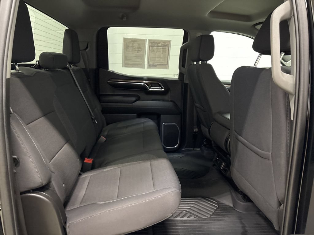 Used 2024 Chevrolet Silverado 1500 RST AWD/4WD image 38