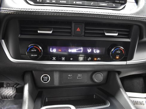 Certified 2023 Nissan Rogue SV AWD/4WD image 19