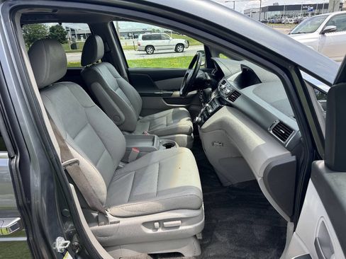 Used 2011 Honda Odyssey Touring image 17