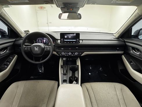 Used 2025 Honda Accord SE image 33
