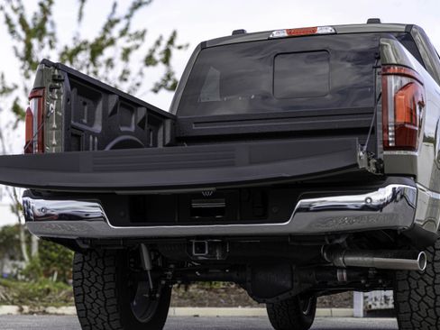 New 2025 Ford F150 Lariat w/ Equipment Group 501A Mid image 29