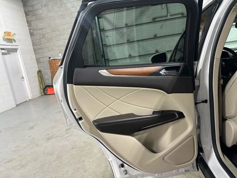 Used 2017 Lincoln MKC Select w/ Select Plus Package image 13