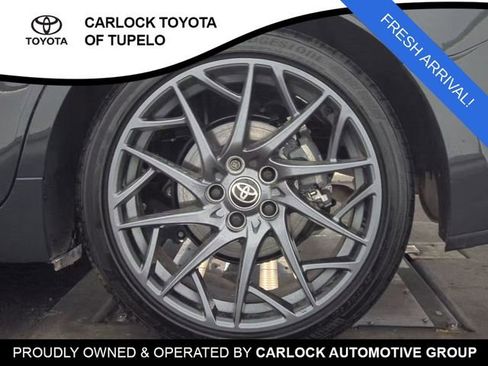 Used 2025 Toyota Camry SE image 6