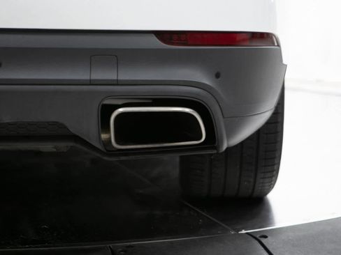 Certified 2022 Porsche Cayenne image 35