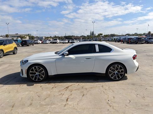 Used 2023 BMW 230i Coupe w/ Premium Package image 6