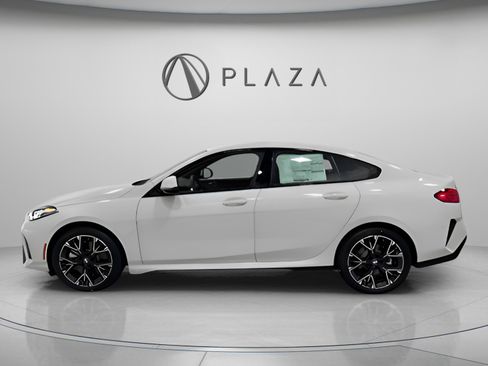 Certified 2025 BMW 228i xDrive 228 xDrive w/ Technology Package image 3