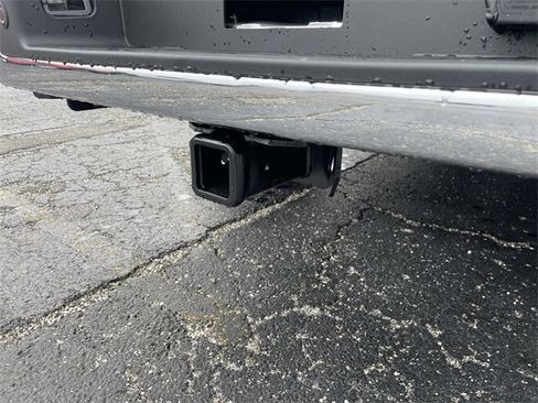 Used 2025 Ford F150 XLT w/ Equipment Group 301A Standard image 13