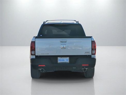 Used 2021 Honda Ridgeline Sport image 5