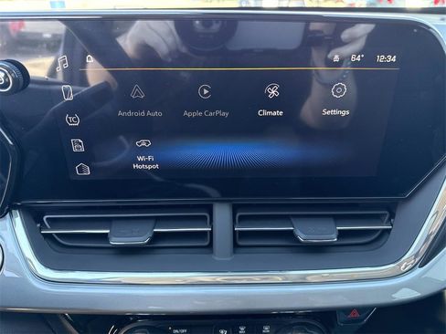 New 2026 Chevrolet Trax LT image 17