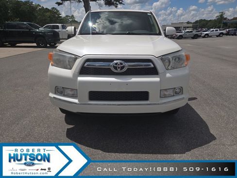 Used 2011 Toyota 4Runner SR5 AWD/4WD image 3