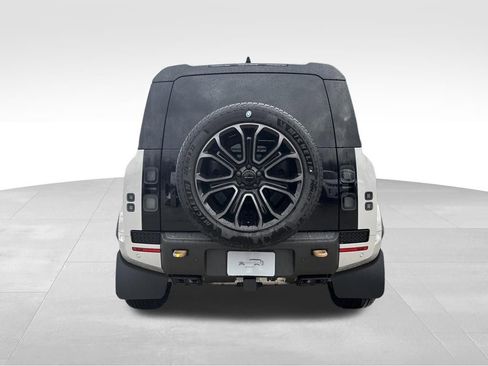 New 2026 Land Rover Defender 110 OCTA image 26