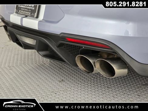 Used 2022 Ford Mustang Shelby GT500 w/ Technology Package RWD image 12