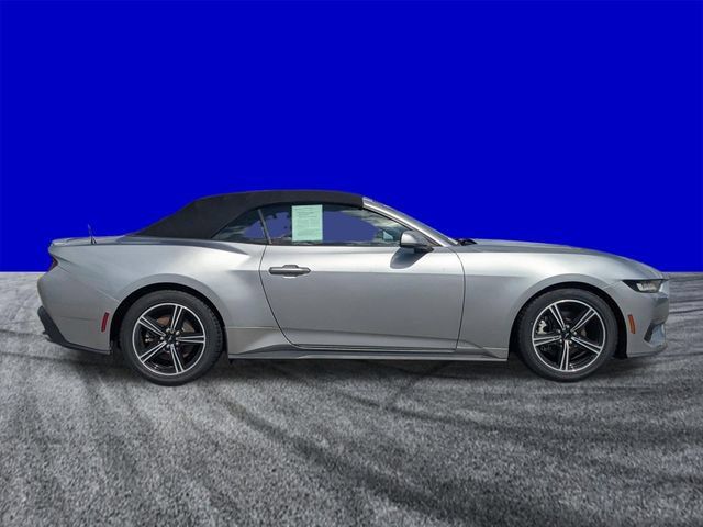 Certified 2024 Ford Mustang Convertible RWD image 2