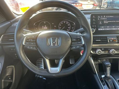 Used 2022 Honda Accord Sport image 17