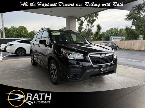 Used 2020 Subaru Forester Premium AWD/4WD image 1