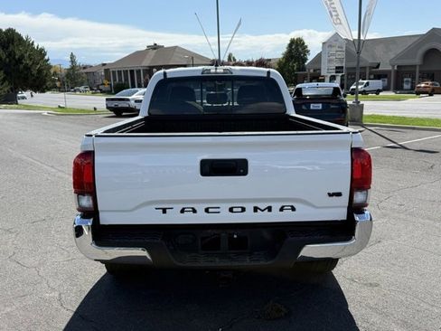 Used 2021 Toyota Tacoma SR5 w/ Blackout Package (TMS) image 7